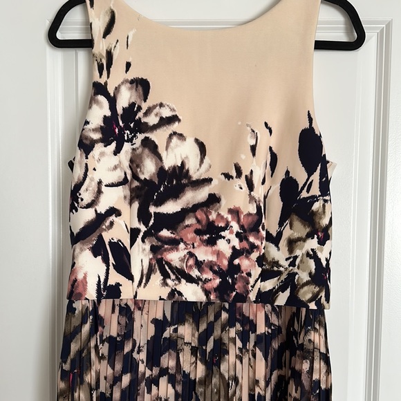 Brand New Floral Gown - Picture 4 of 5
